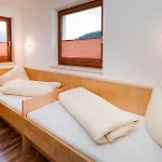 Bella Vista Apart * Fiss